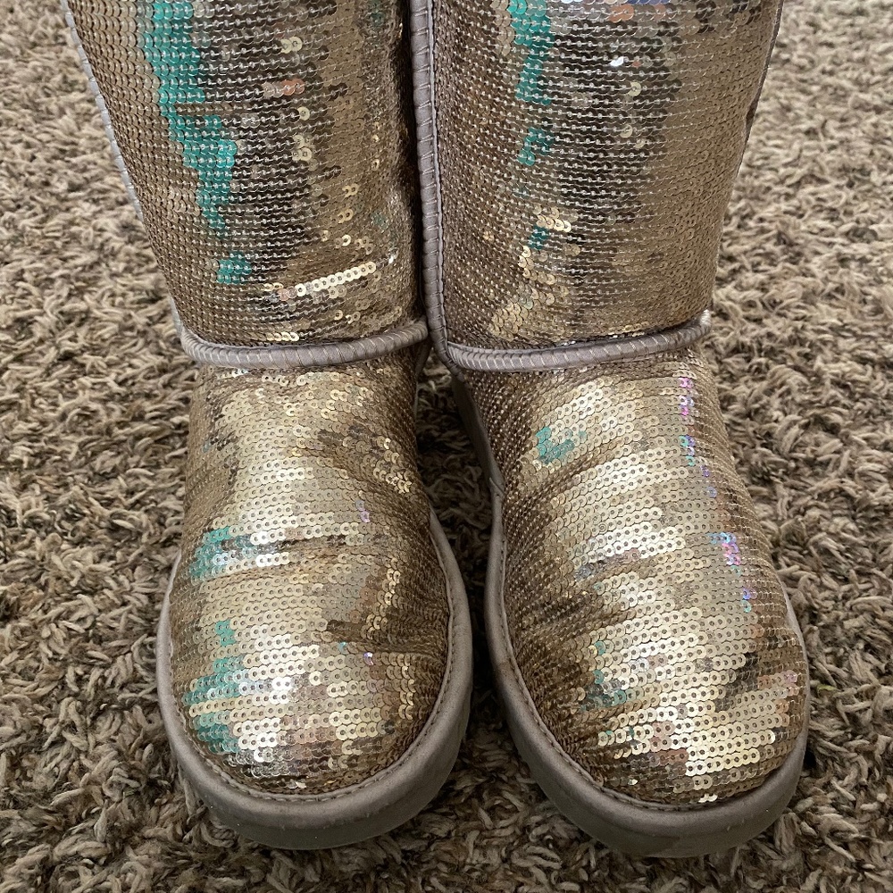 UGG SPARKLE BOOTS NEW